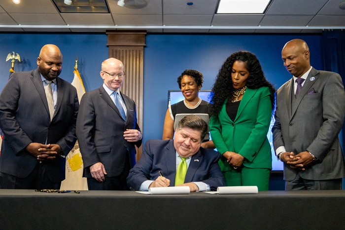 JB Pritzker signs bill