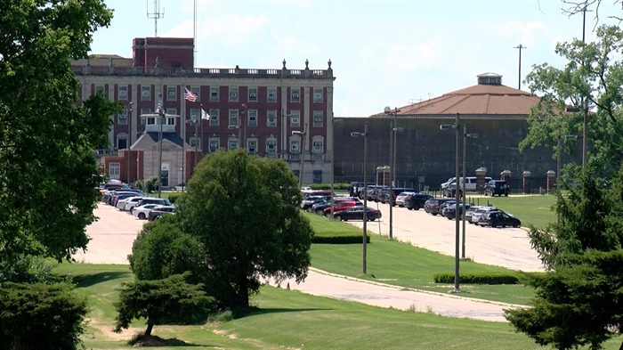 stateville correctional center