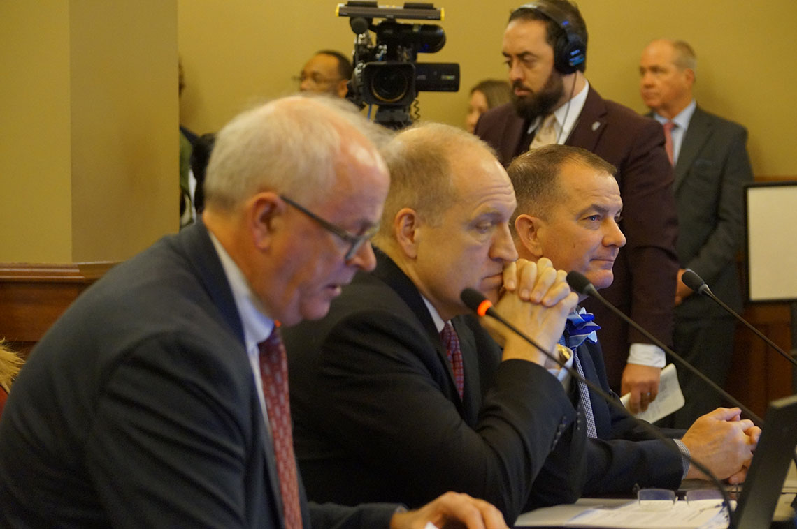 University funding overhaul bill advances in House despite U of I opposition