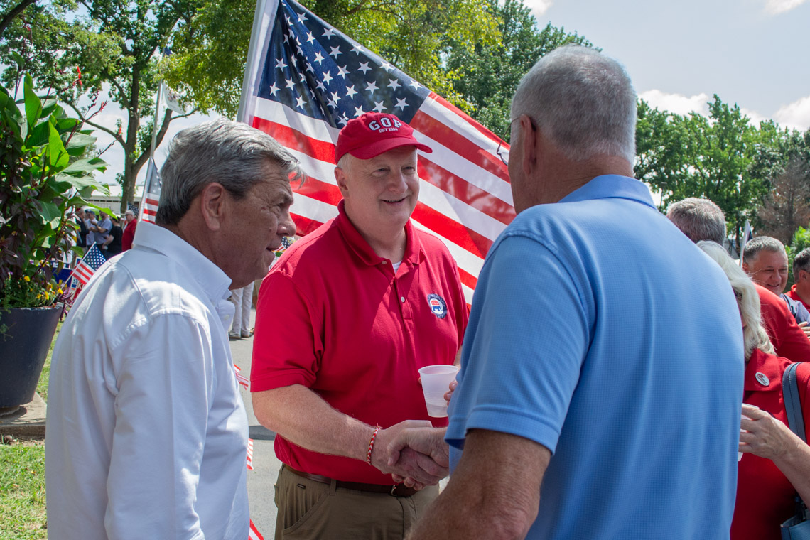 Bob Grogan talks to fellow Republicans